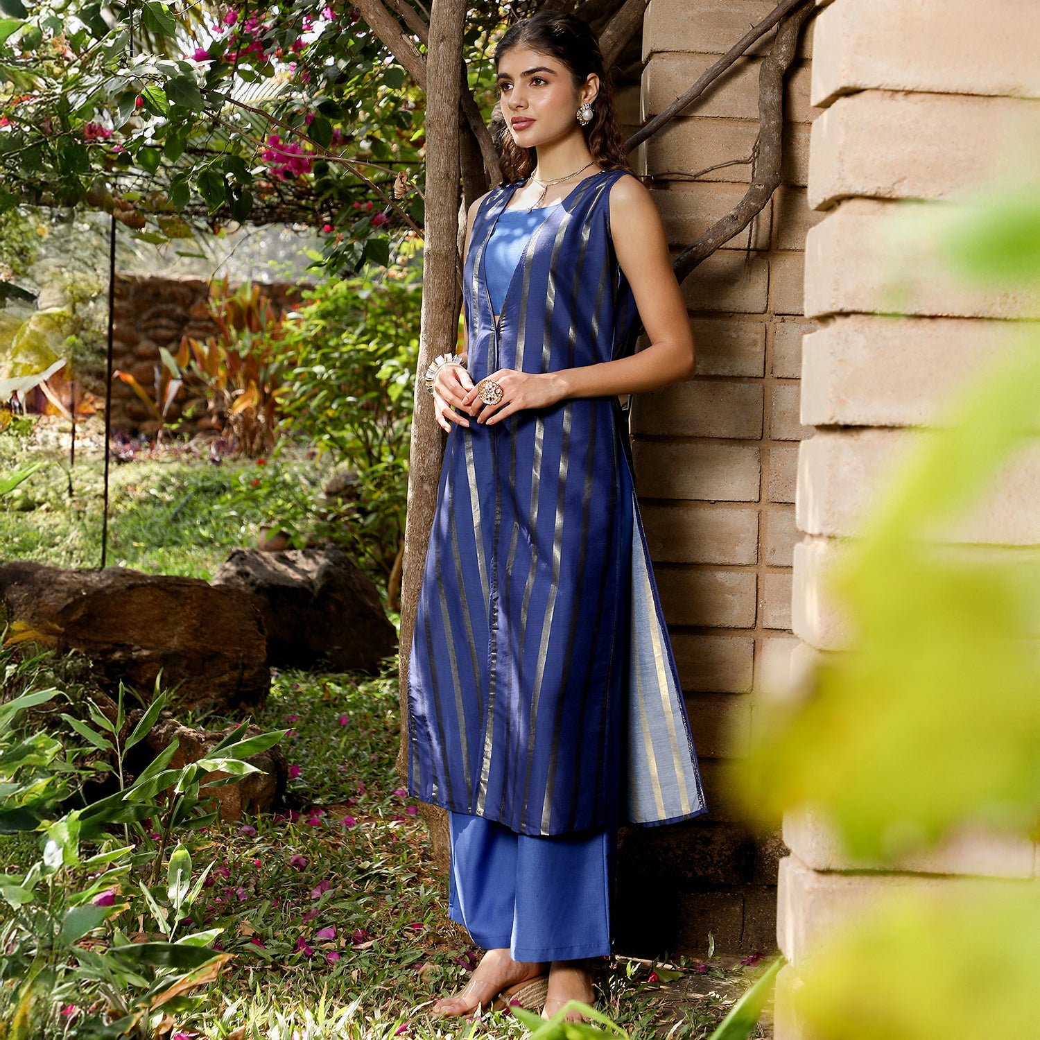 Metallic-Stripe Layered Kurta Set