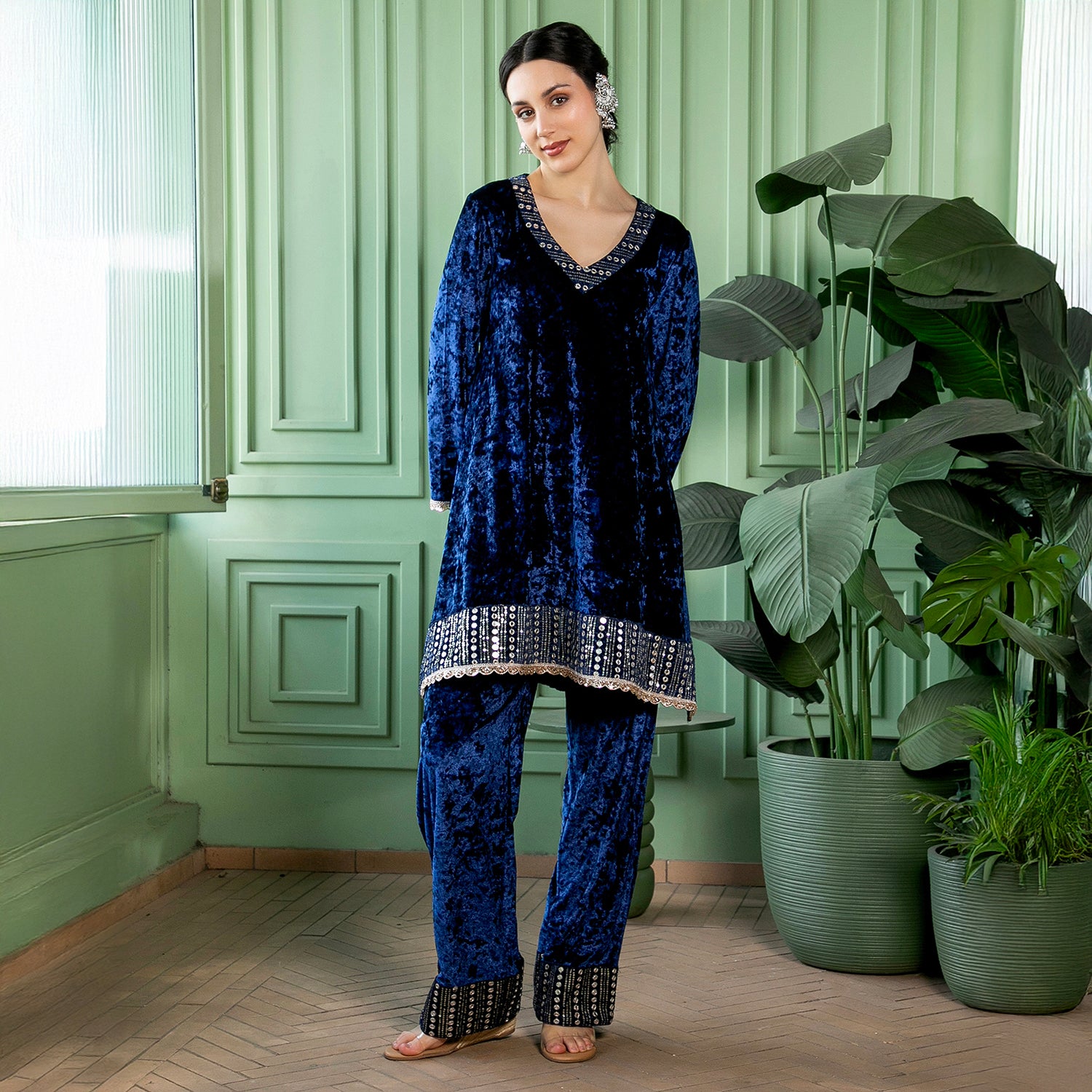 Mirror-Block Velvet Kurta Set