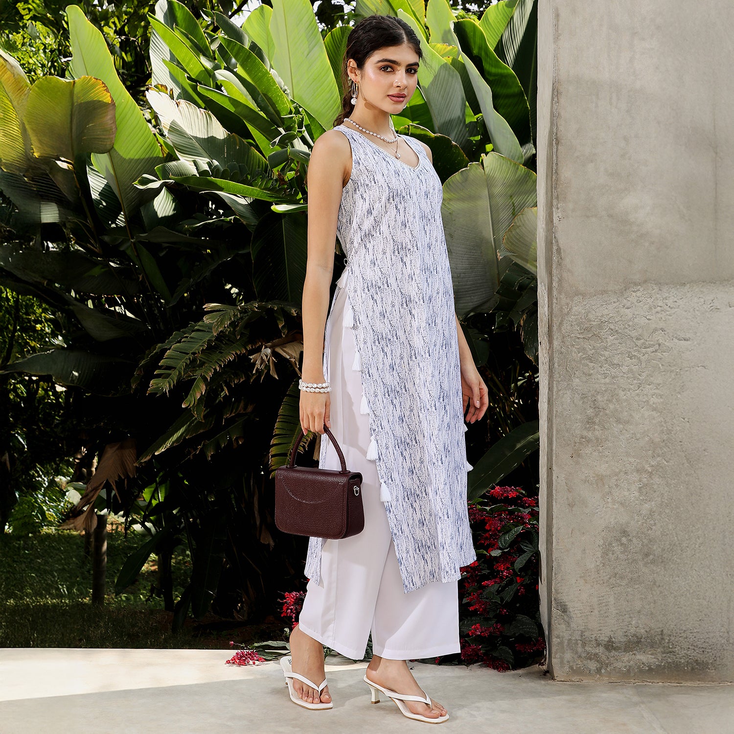 Static-Imprint Tassel Kurta Set
