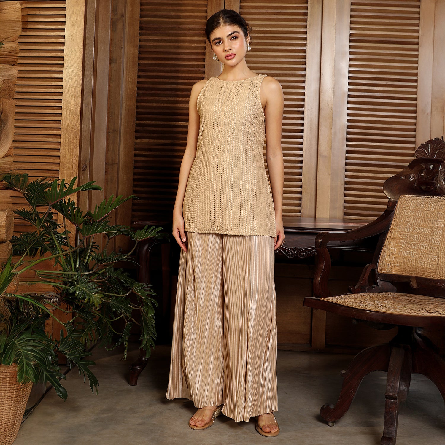 Looseknit-Pleated Kurta Set