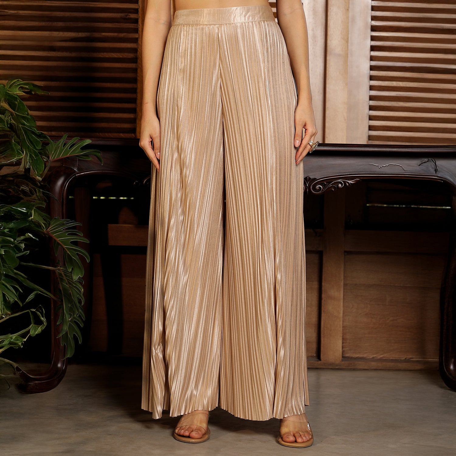 Looseknit-Pleated Kurta Set