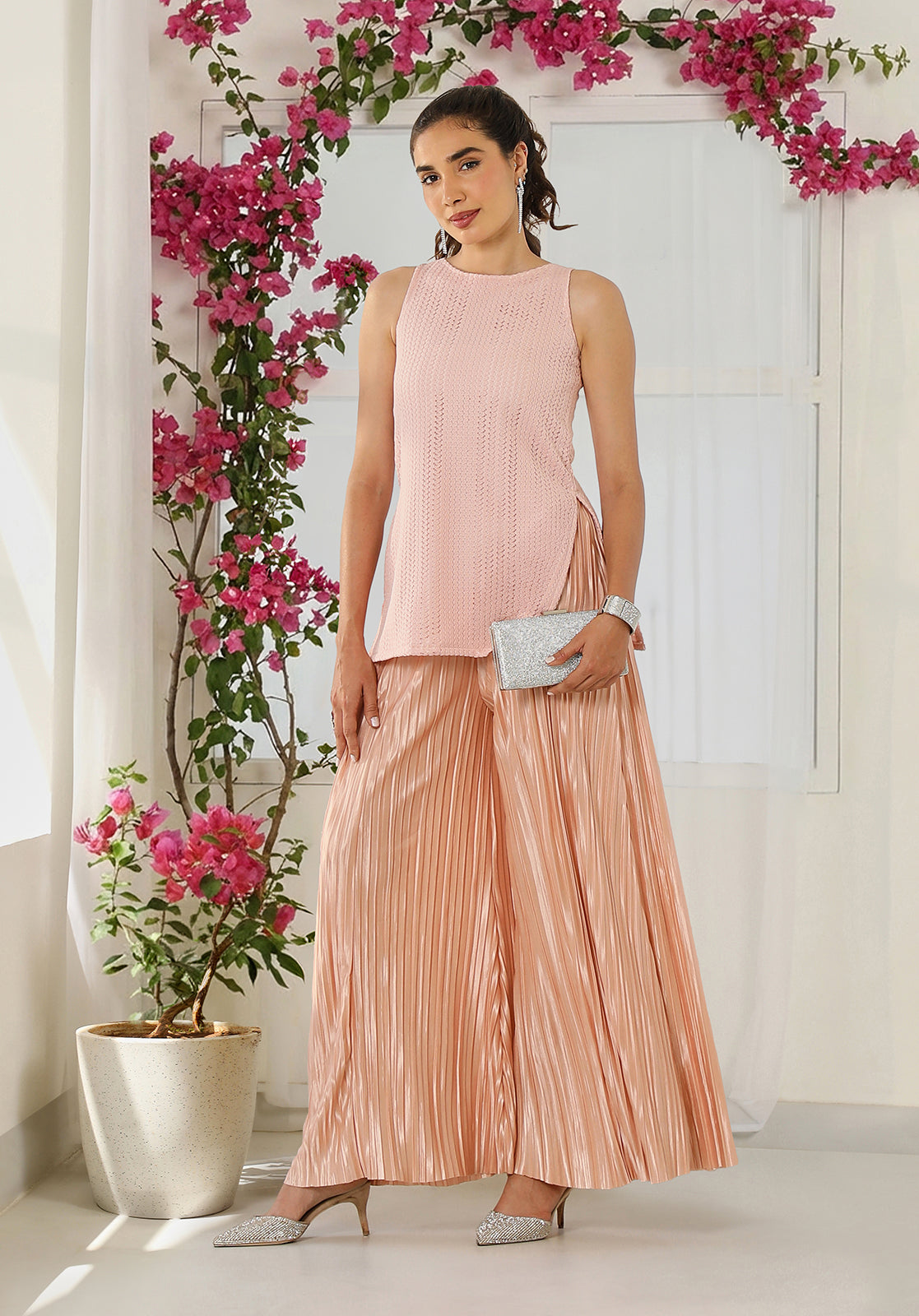 Self-Design Polyester Blend Sleeveless Round Neck Light Pink Co-ord Set