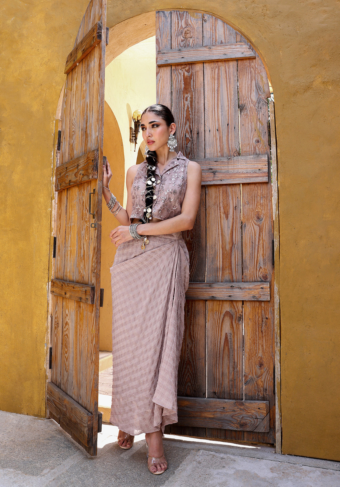 Embroidered Sleeveless Shirt Collar Georgette Mauve Co-ord Set