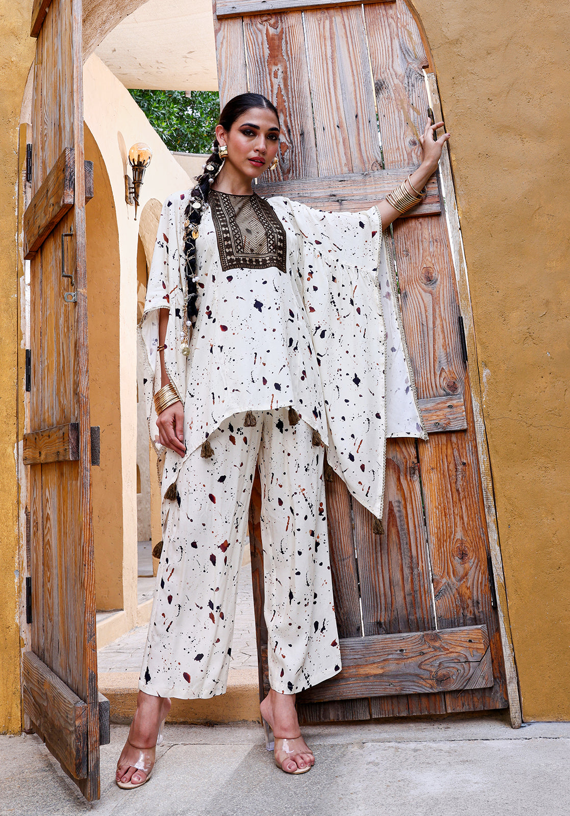 Embroidered Abstract Print Round Neck 3/4th Sleeves Off-White Co-ord Set
