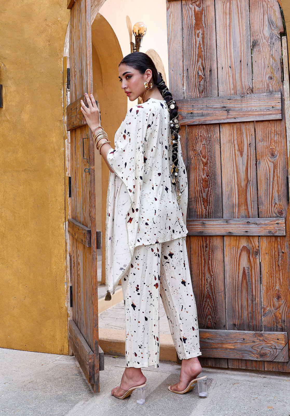 Embroidered Abstract Print Round Neck 3/4th Sleeves Off-White Co-ord Set