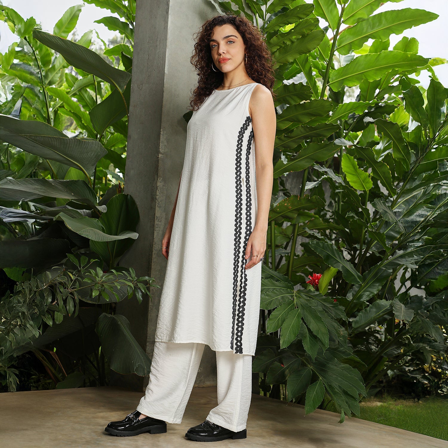 Contrast Swirl Kurta Set