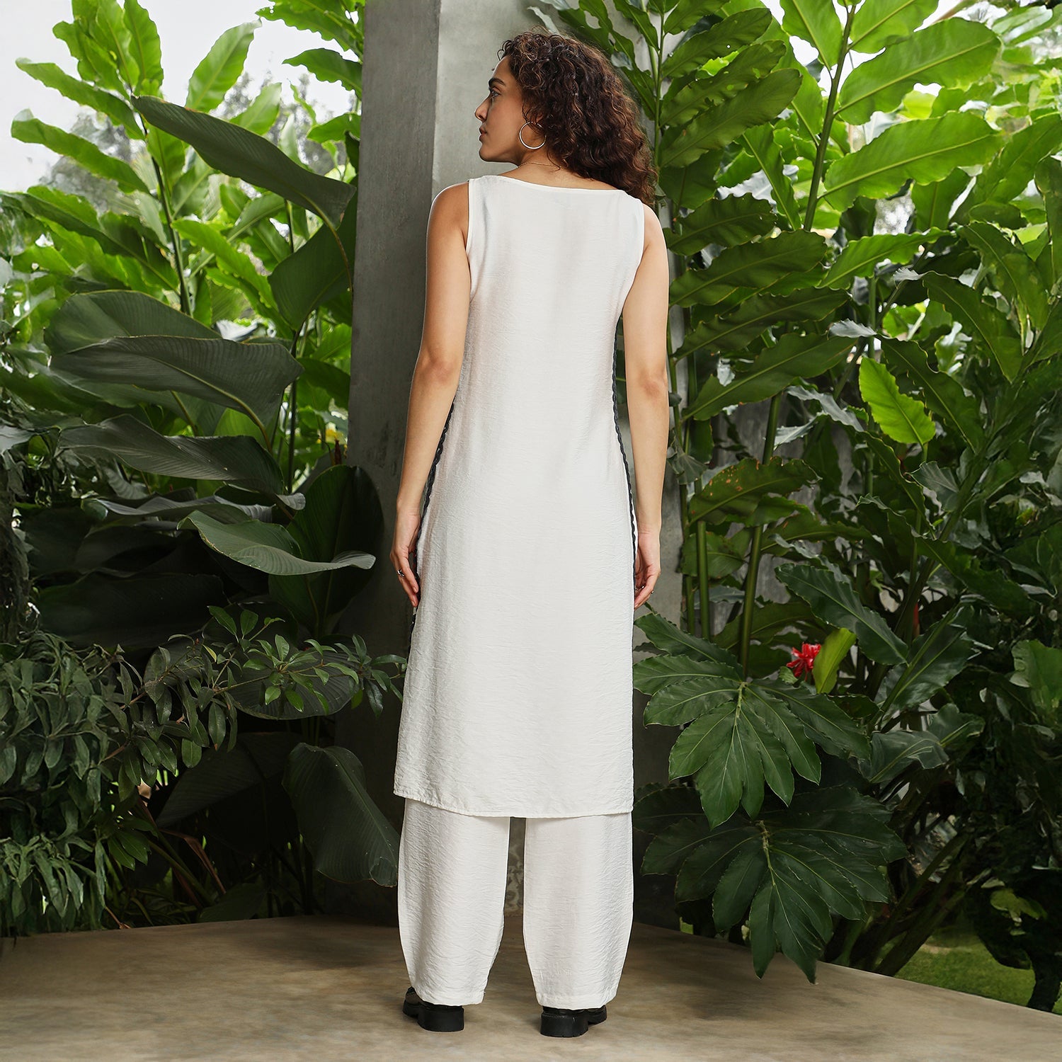 Contrast Swirl Kurta Set