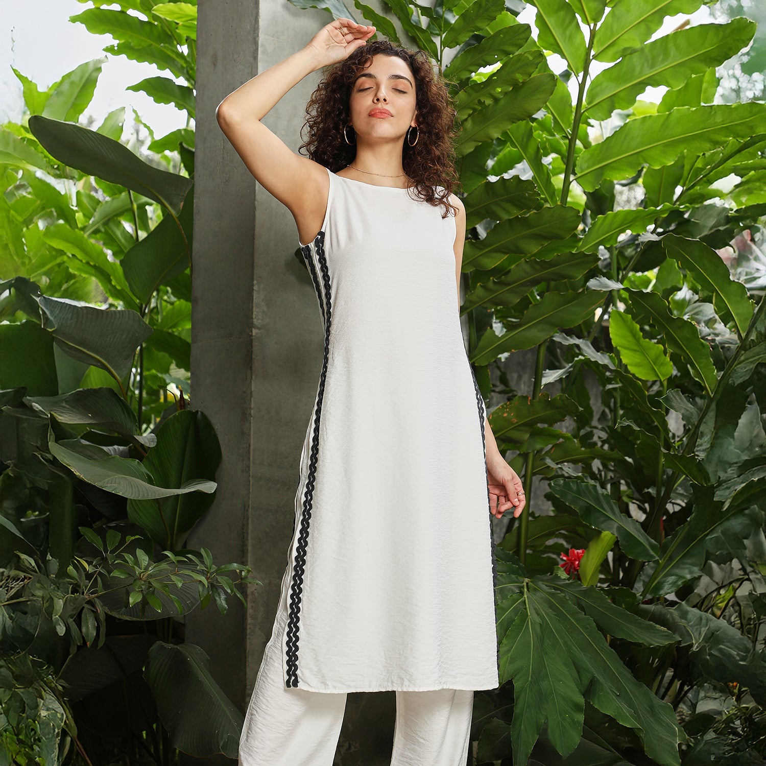 Contrast Swirl Kurta Set