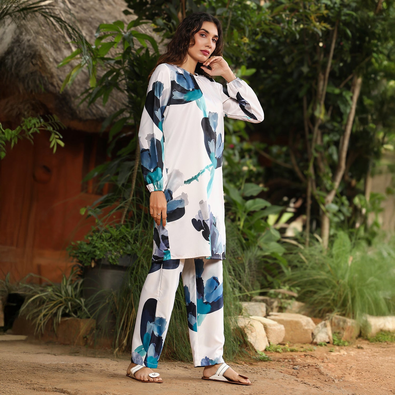 Artistic Floret Kurta Set