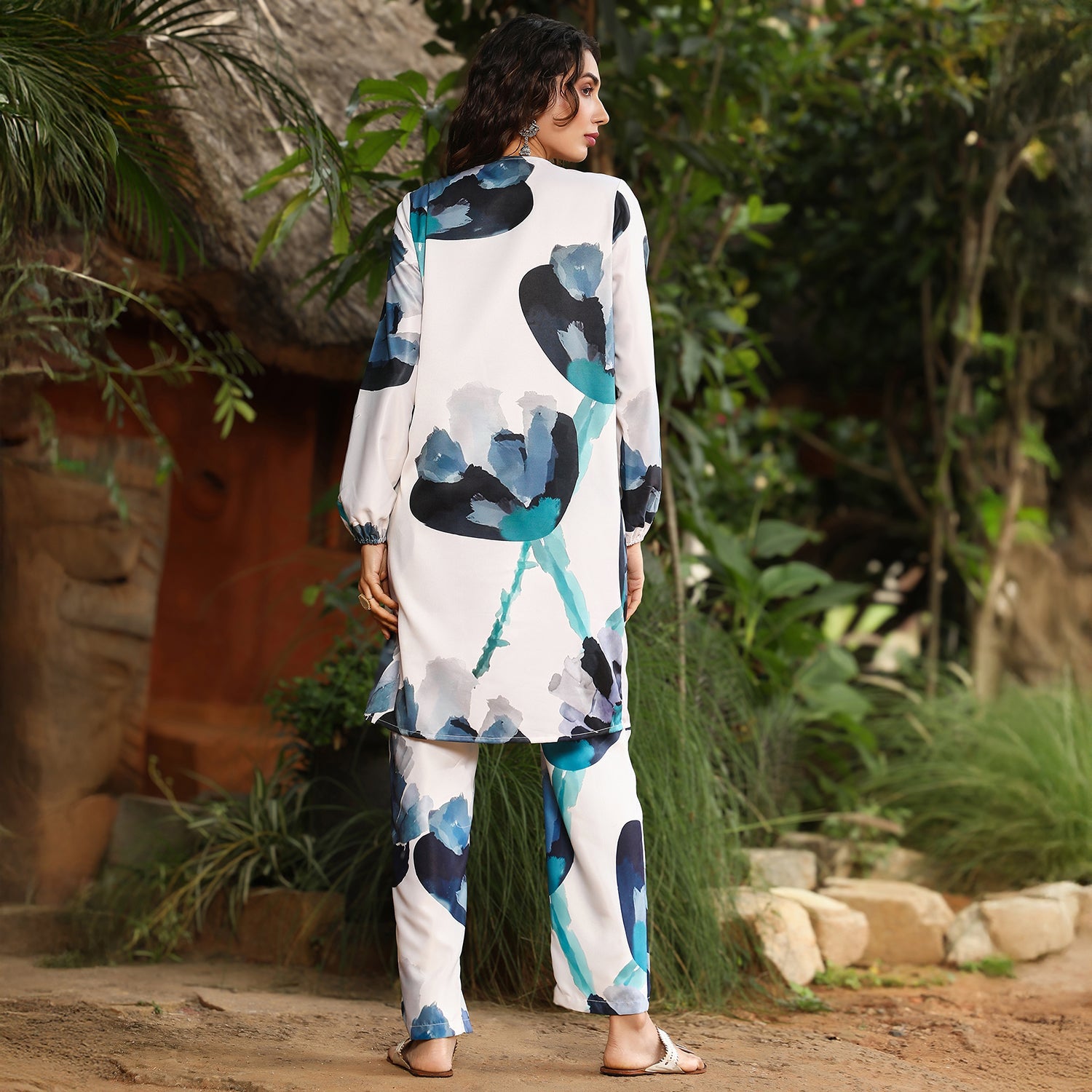 Artistic Floret Kurta Set