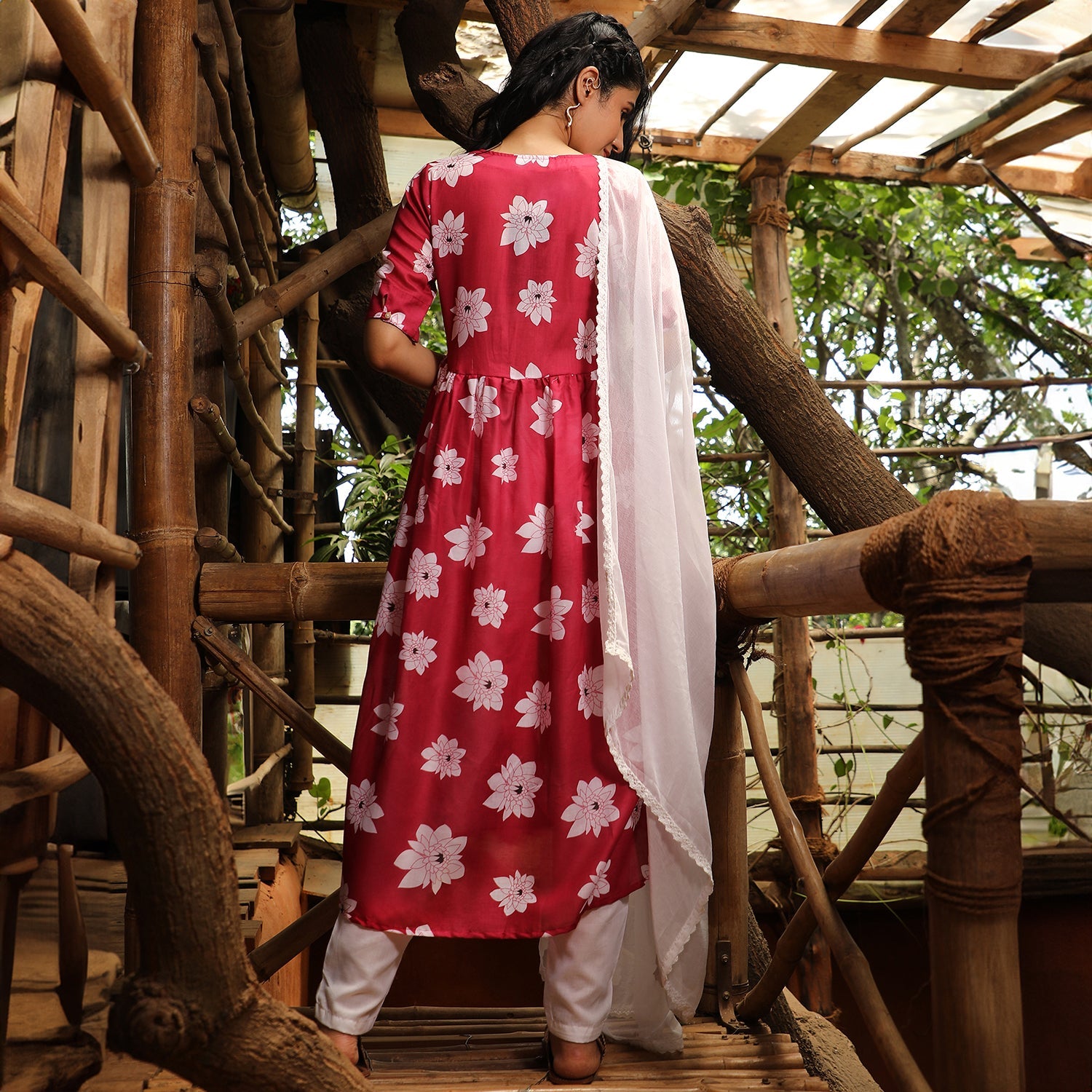 Water Lilies Kurta With Trousers And Dupatta