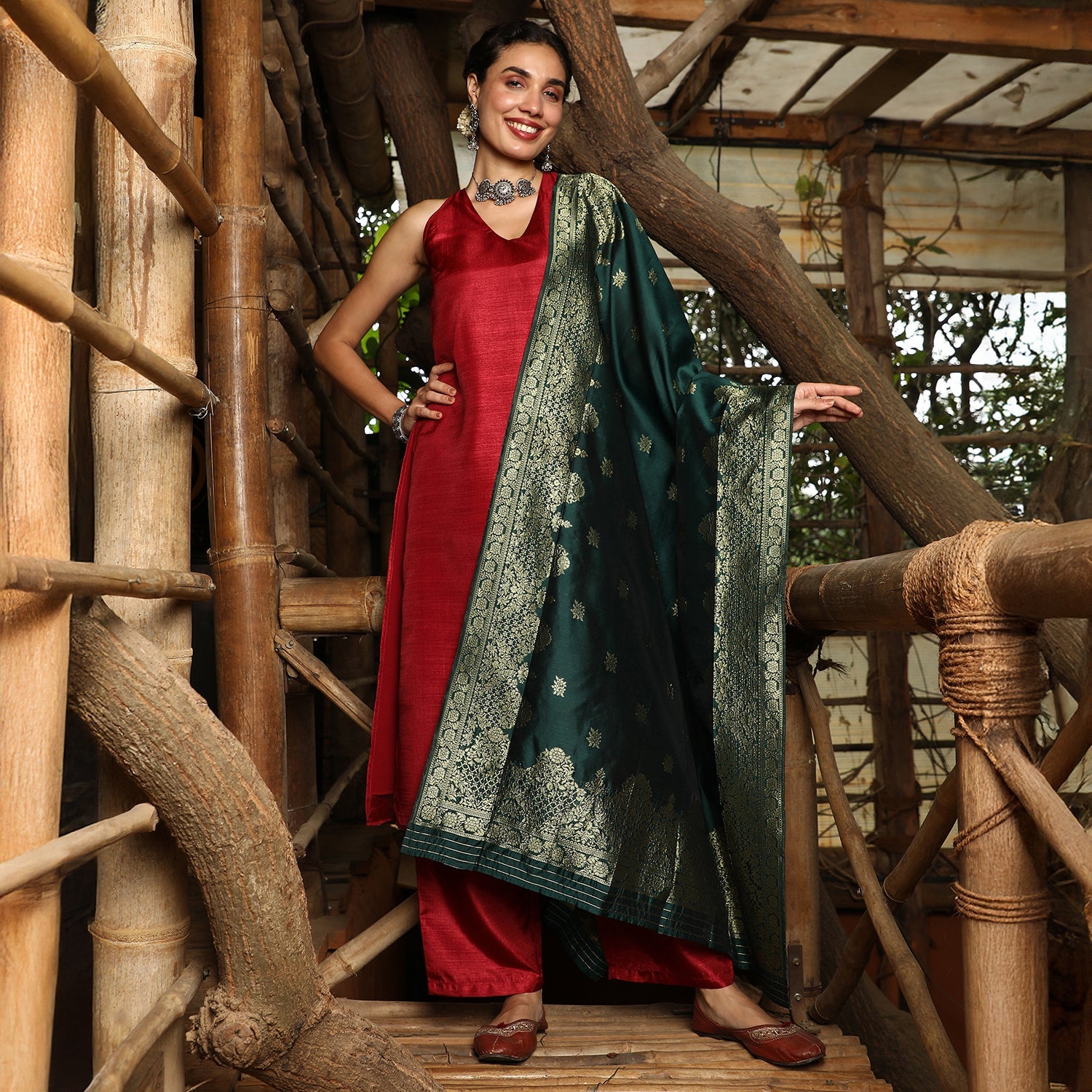 Contrast Lustre Kurta Set