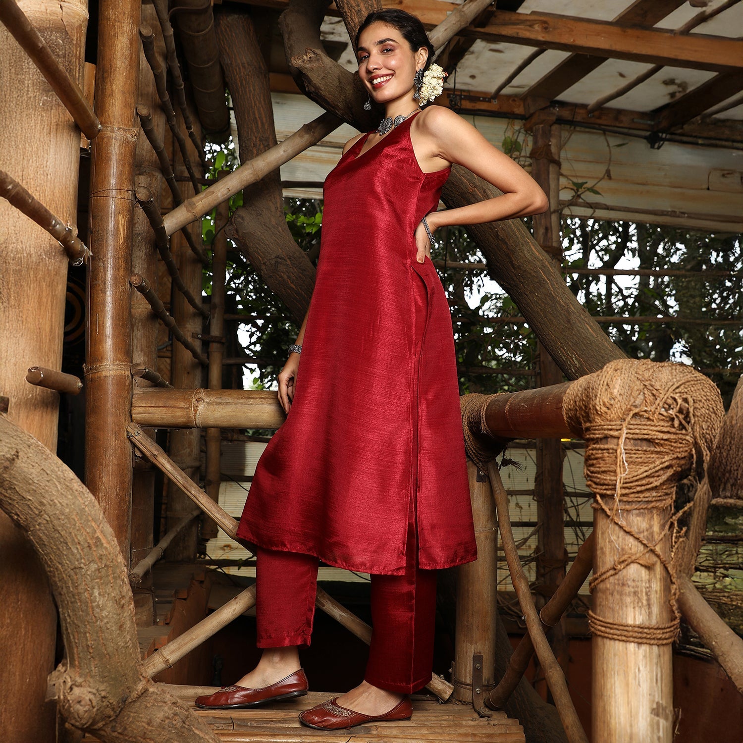 Contrast Lustre Kurta Set