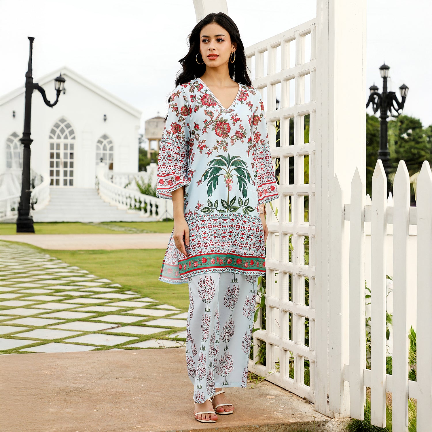 Floral-Harmony Imrpint Kurta Set