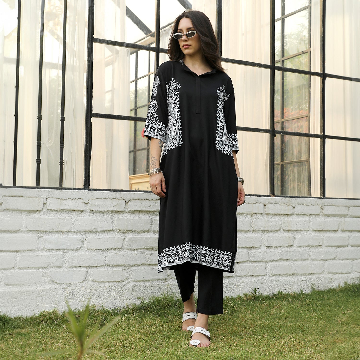 Geometric Print Kurta With Trousers Set