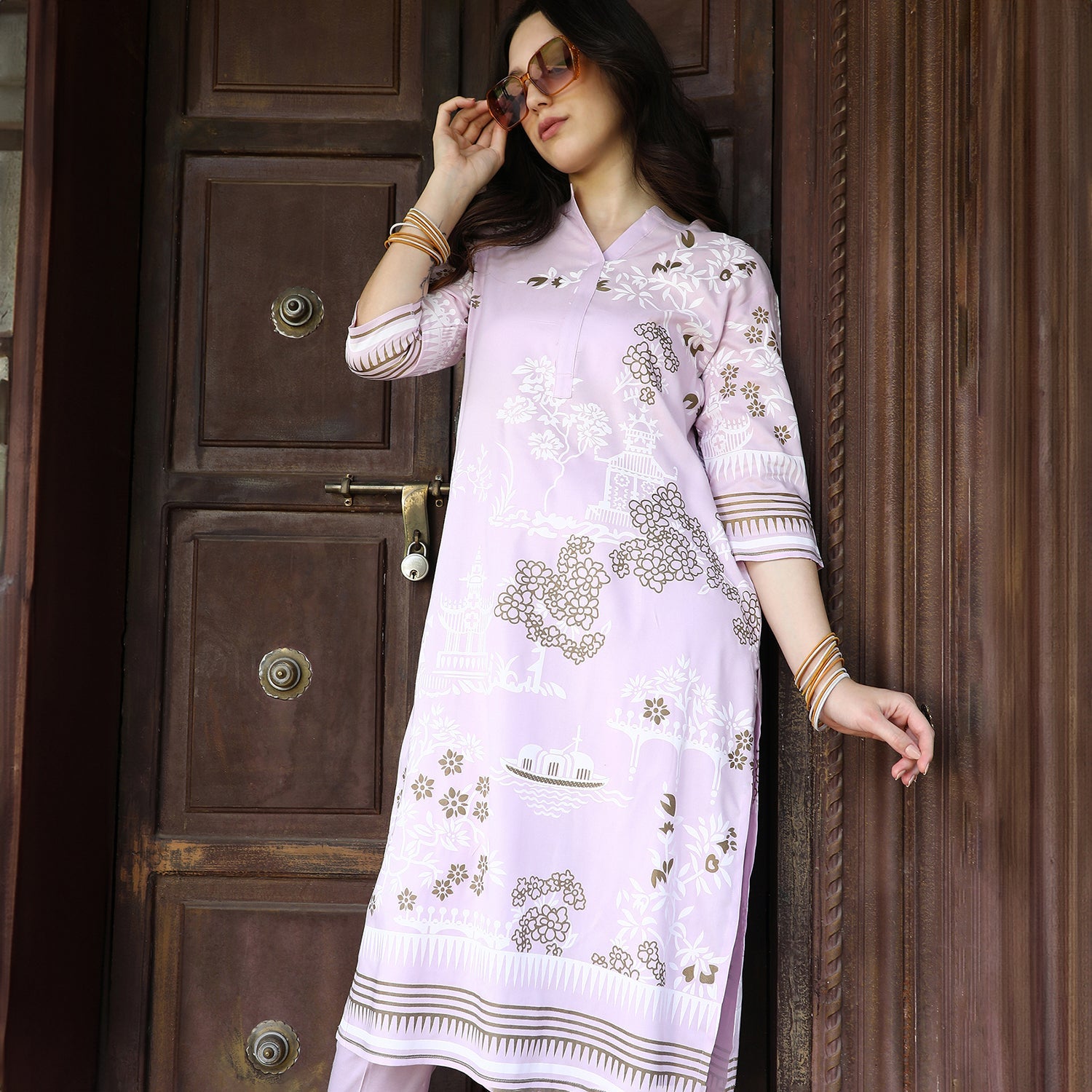 Flora Cluster Print Kurta With Trousers Set