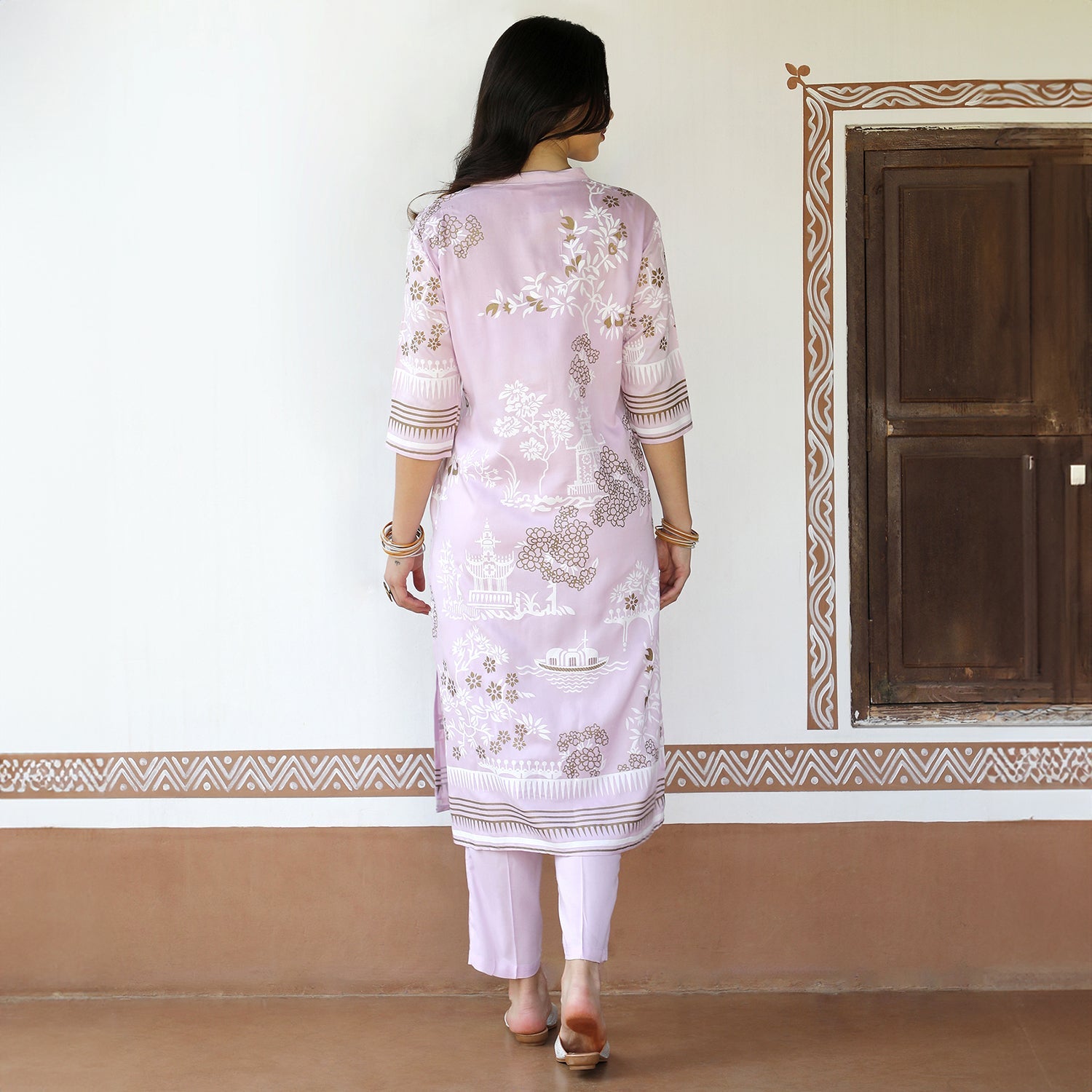 Flora Cluster Print Kurta With Trousers Set