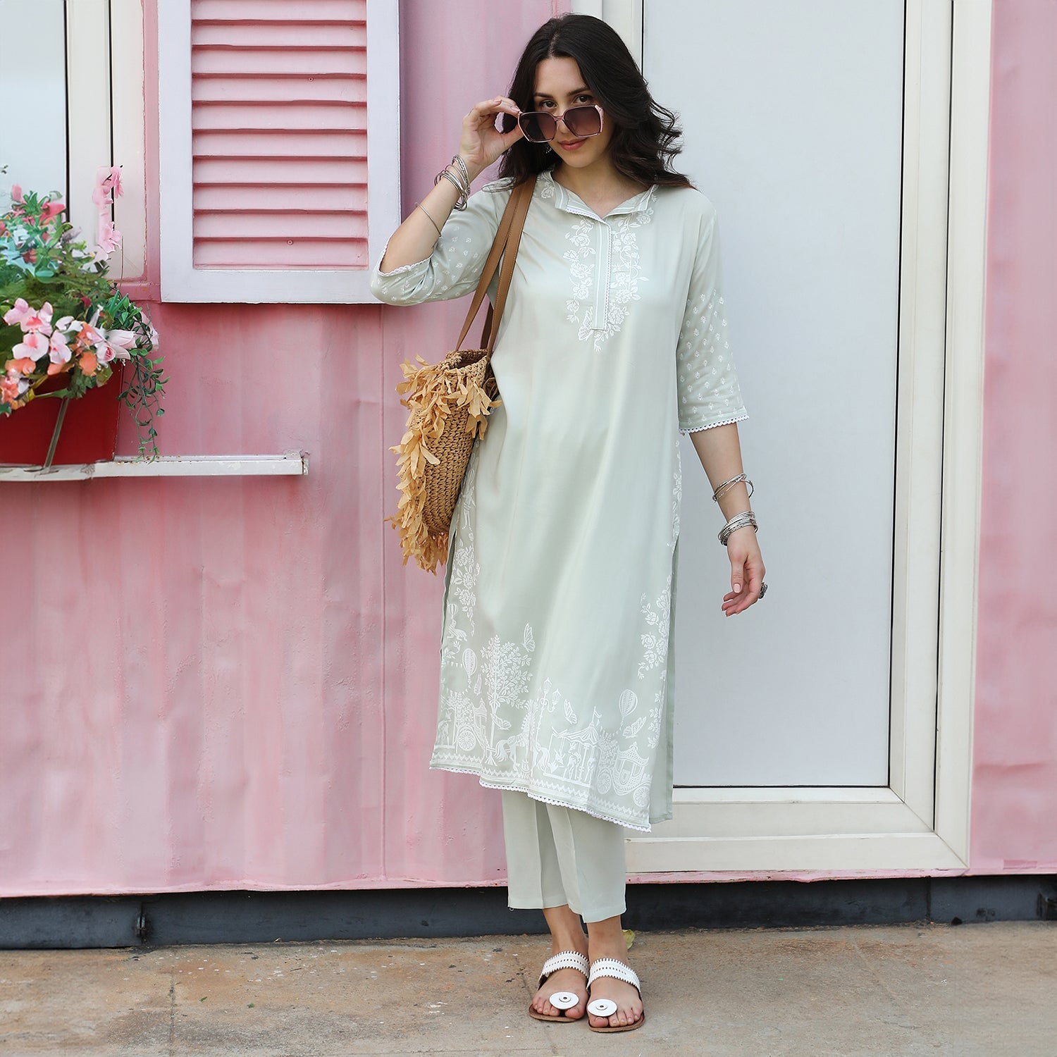 Chariot Print Kurta With Trousers Set