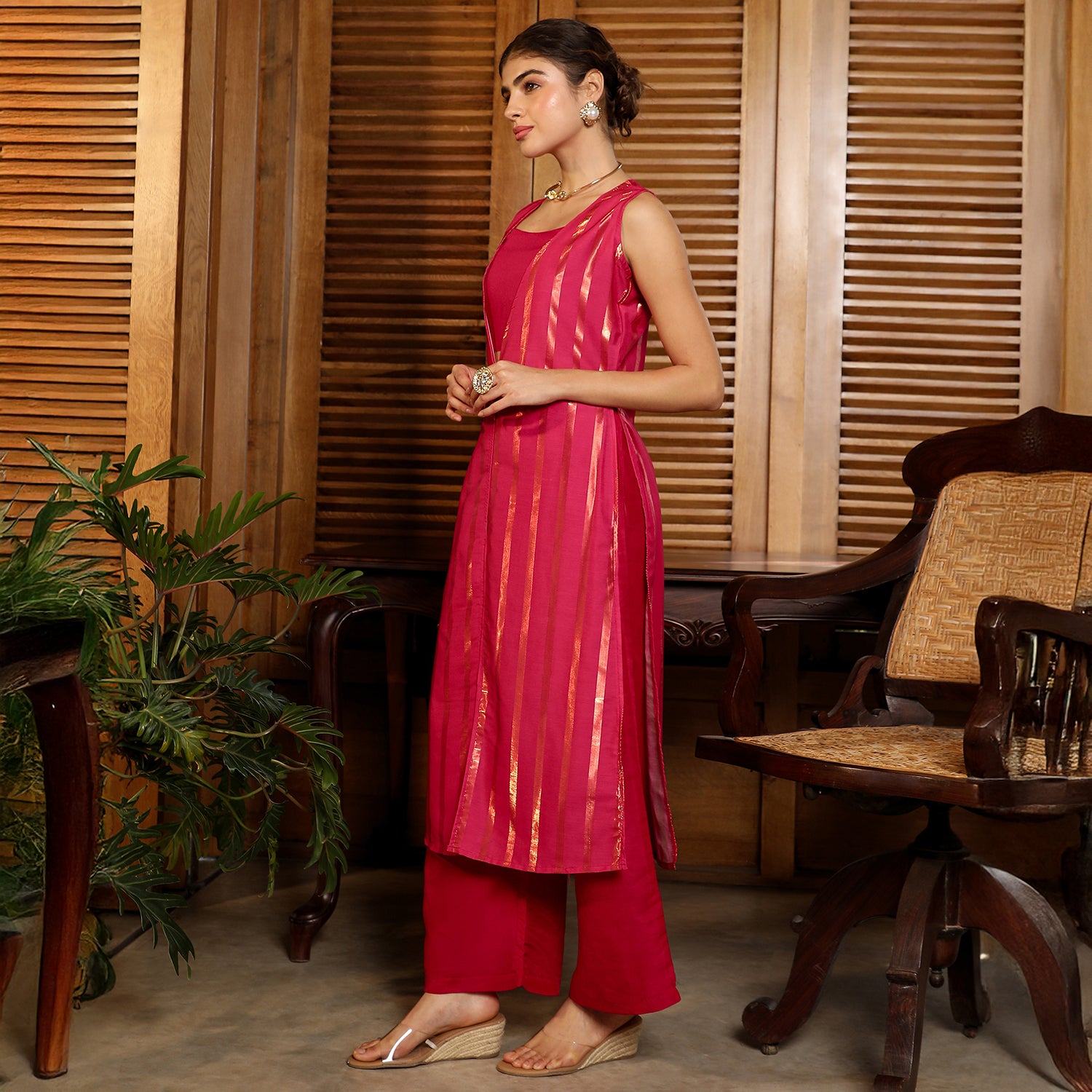 Metallic-Stripe Layered Kurta Set