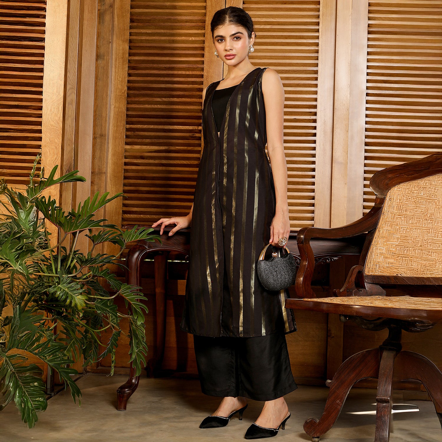 Metallic-Stripe Layered Kurta Set
