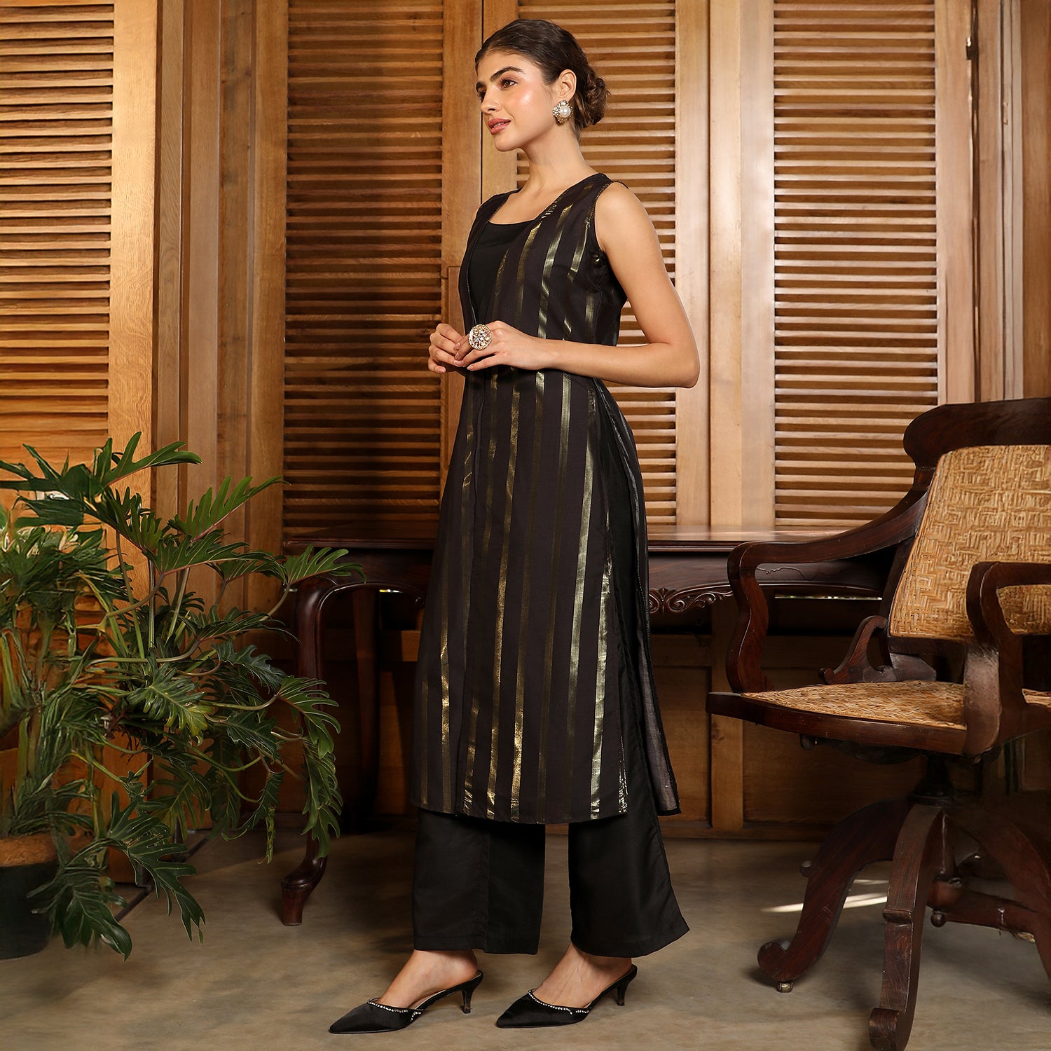 Metallic-Stripe Layered Kurta Set