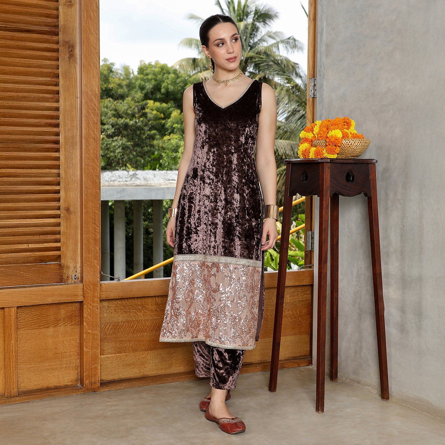 Velvet-Gleam Kurta Set