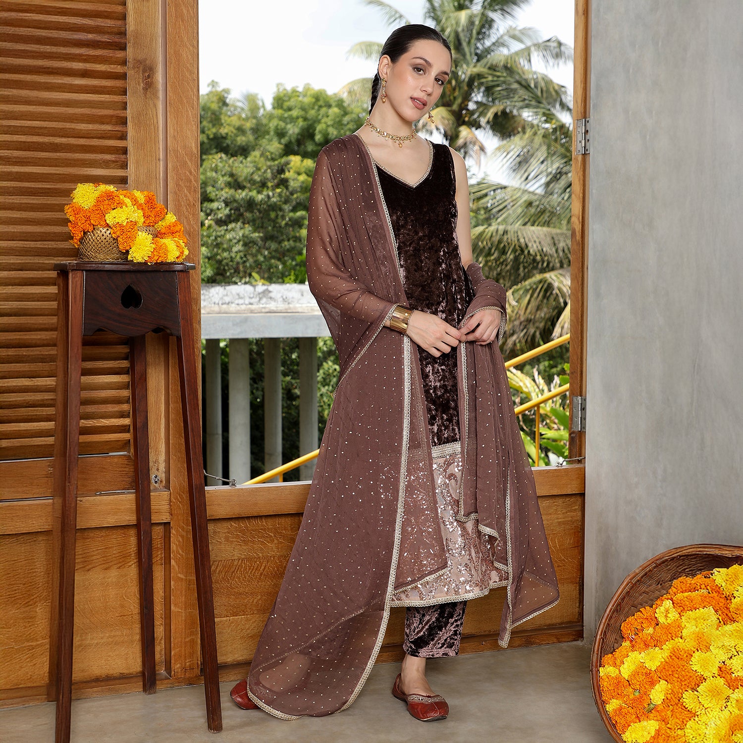 Velvet-Gleam Kurta Set