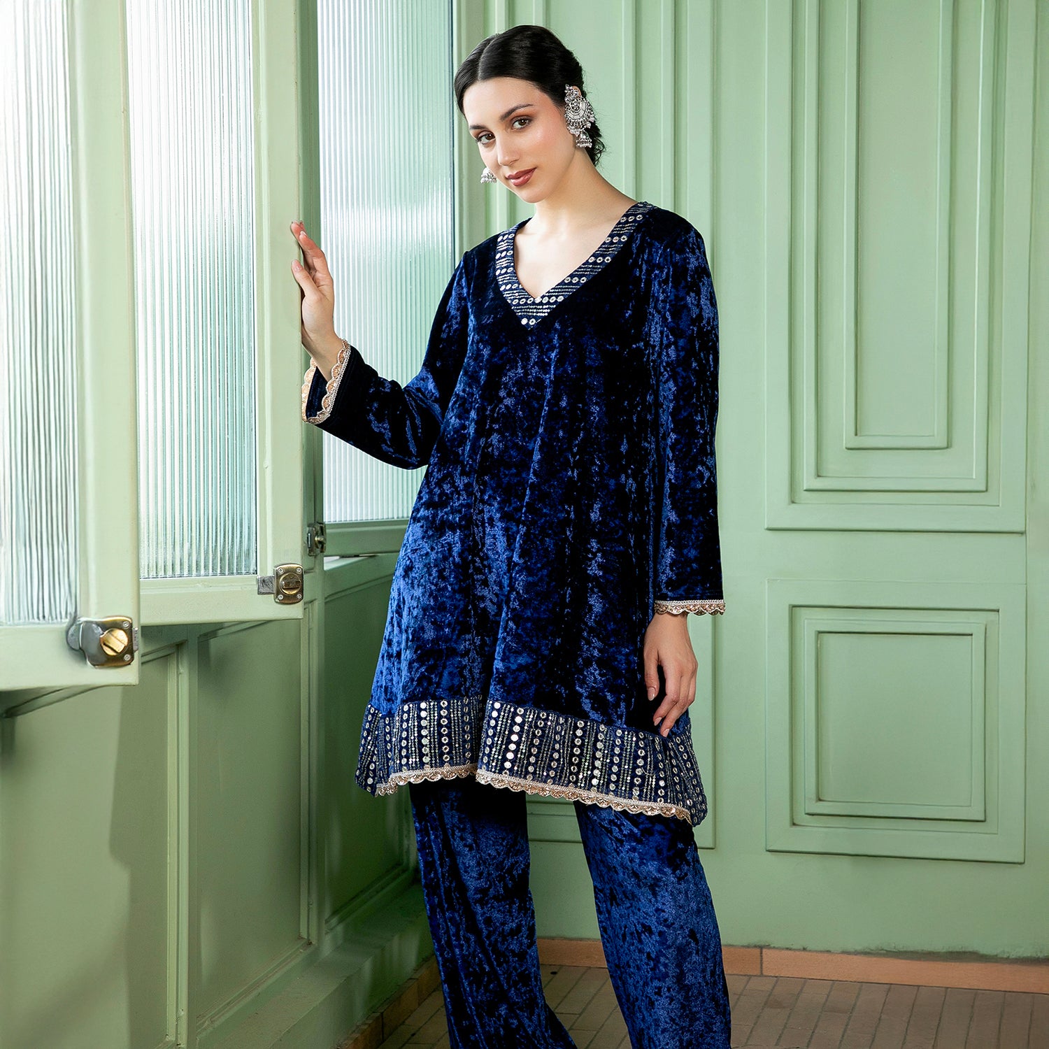 Mirror-Block Velvet Kurta Set