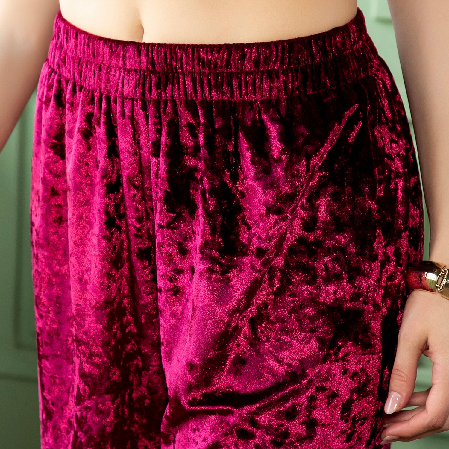 Velvet-Gleam Kurta Set