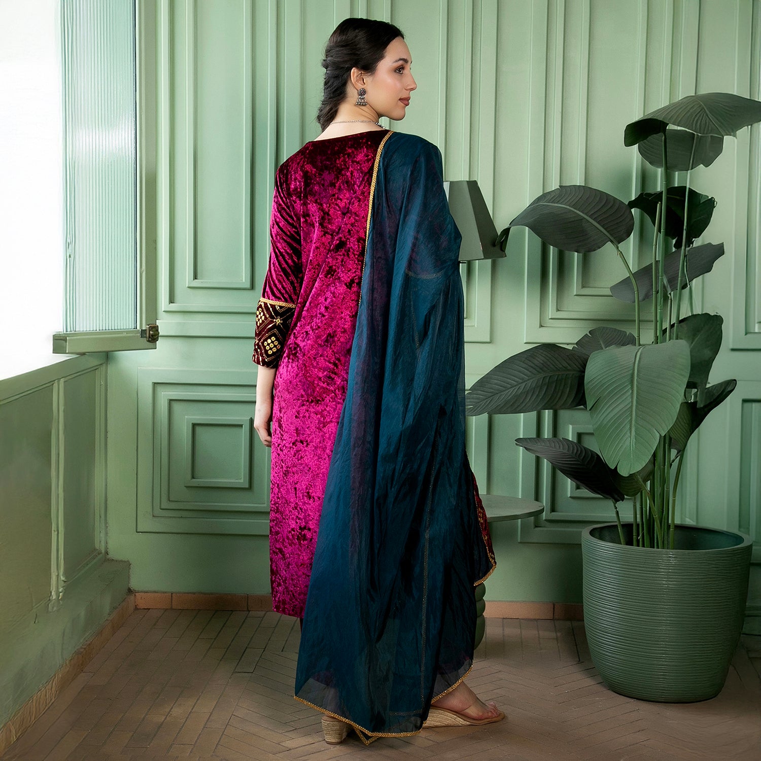 Velvet-Gleam Kurta Set