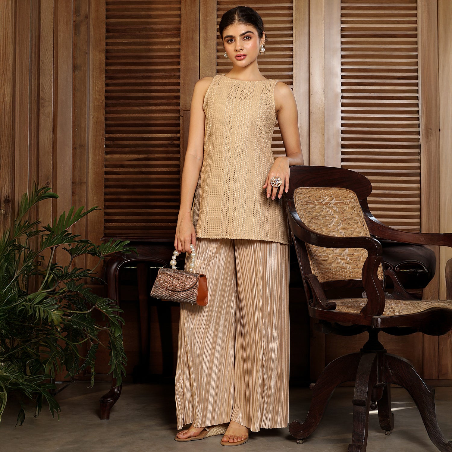 Looseknit-Pleated Kurta Set