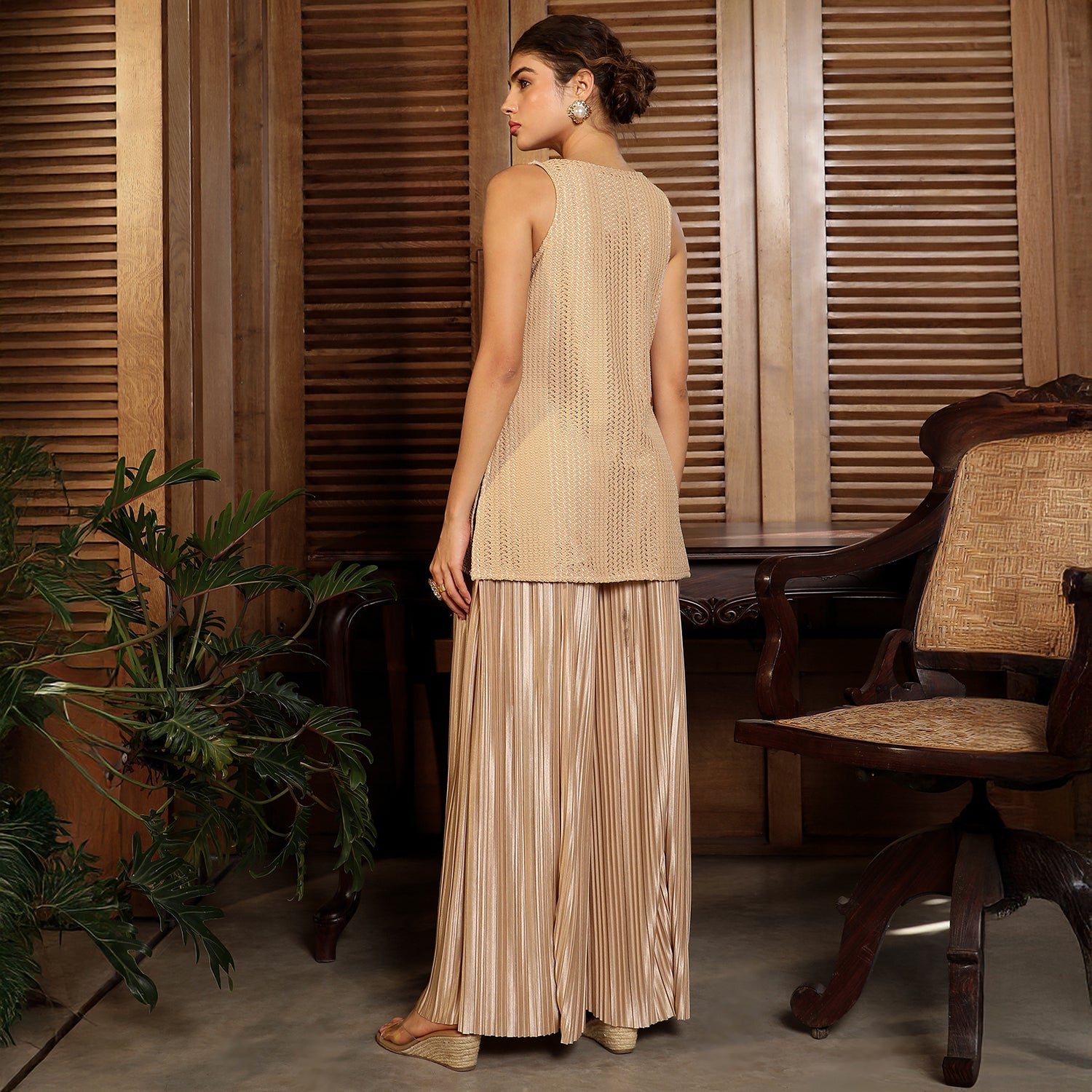 Looseknit-Pleated Kurta Set