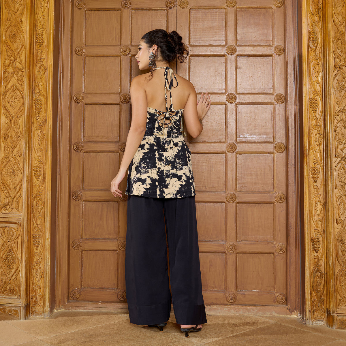 Halter Neck Chatpata Kurti Set with Farshi Pant
