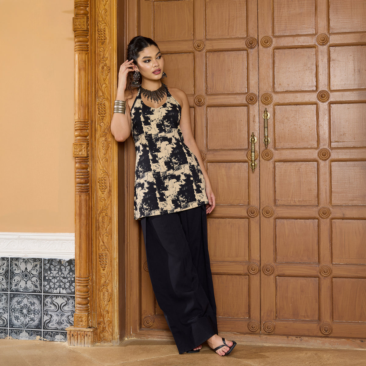 Halter Neck Chatpata Kurti Set with Farshi Pant