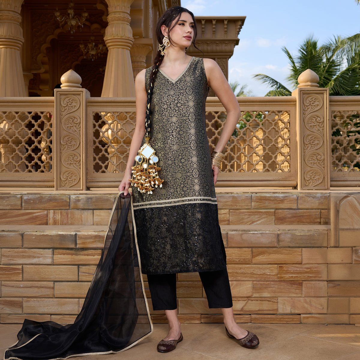 Brocade kurta with trousers and dupatta