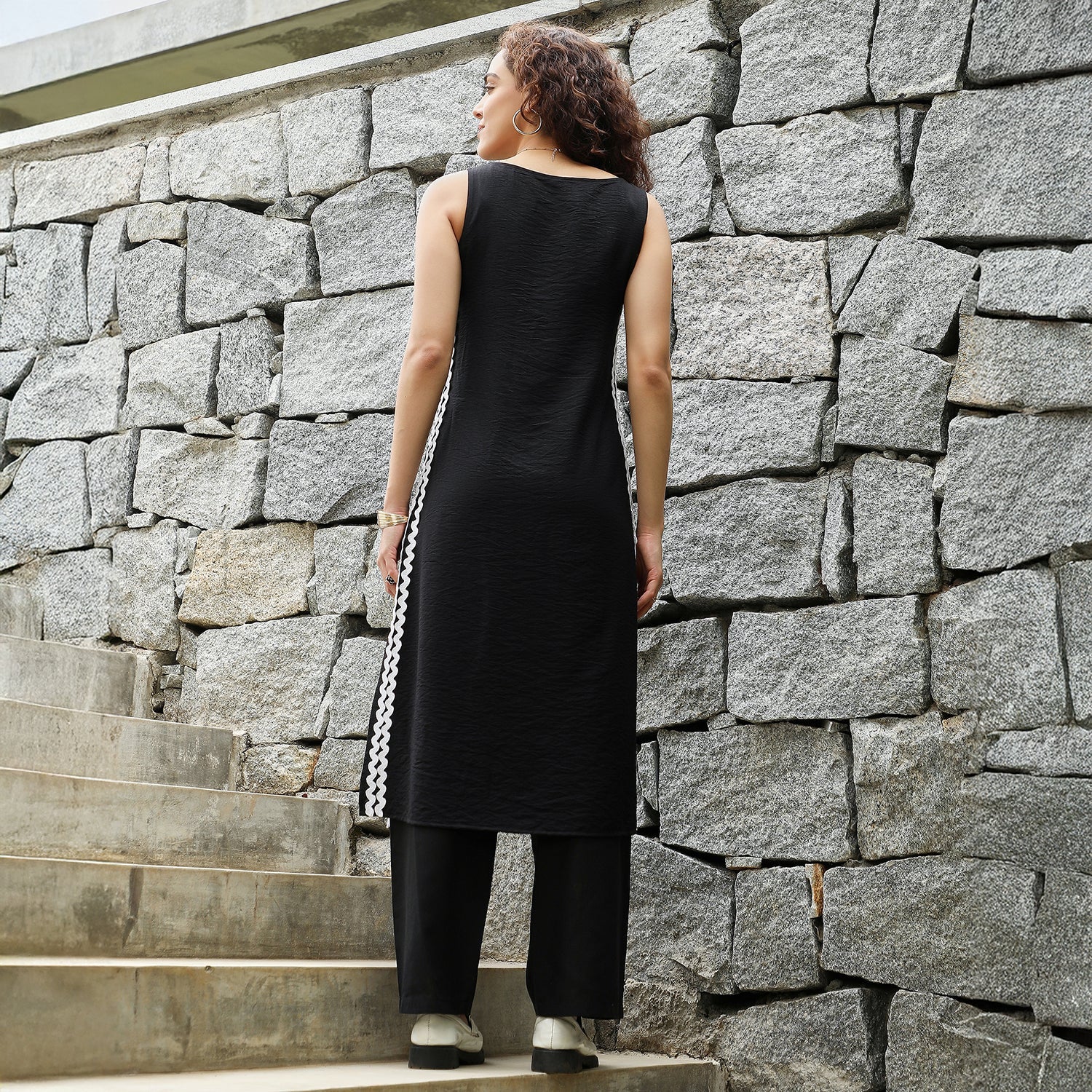 Contrast Swirl Kurta Set