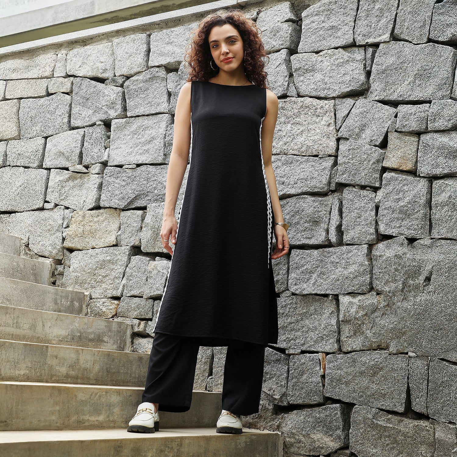 Contrast Swirl Kurta Set