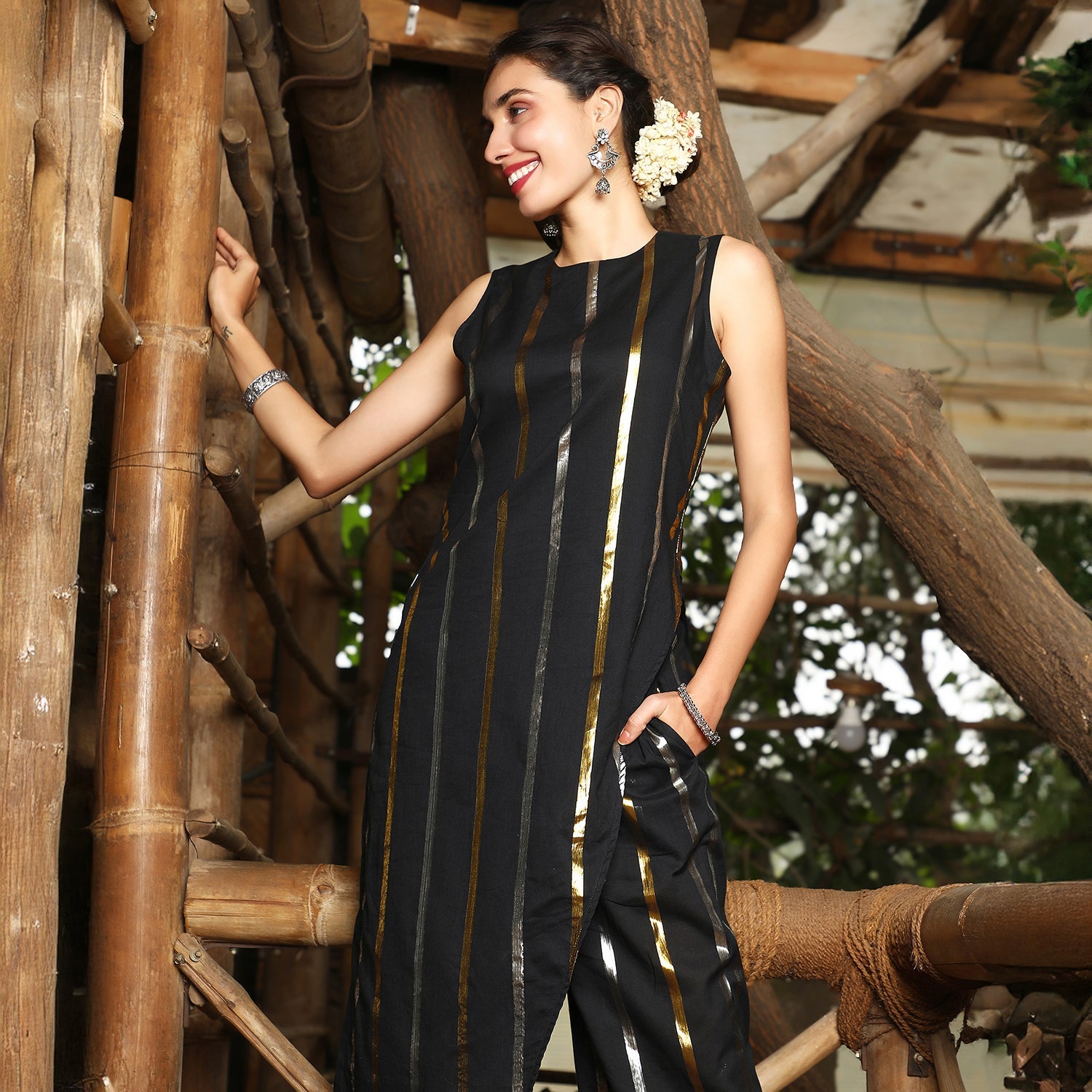 Metallic Striped Kurta Set