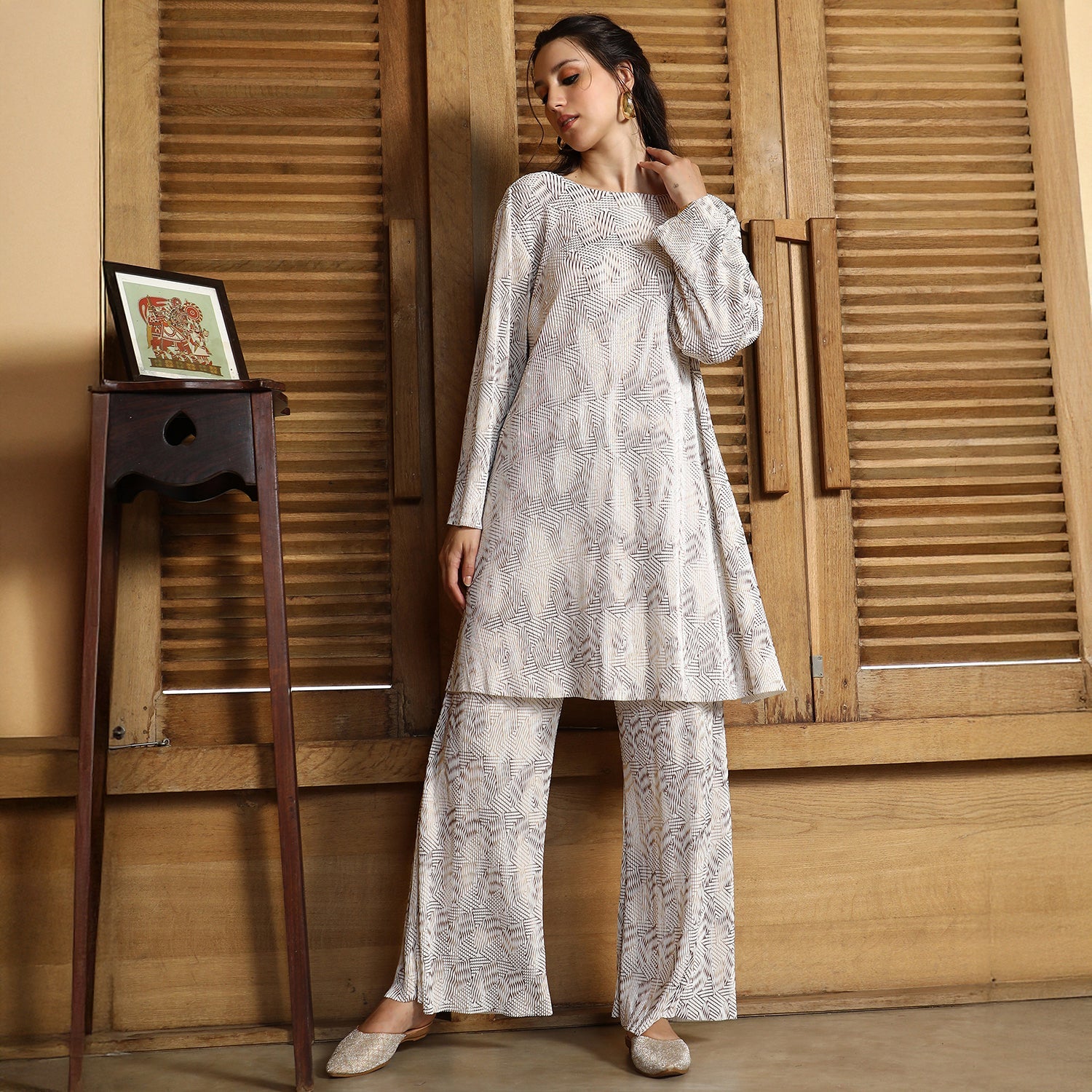 Kaleidoscopic Pleated Kurta Set