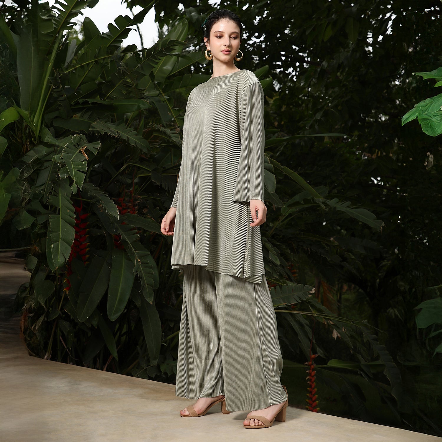 Solid Pleated Kurta Set