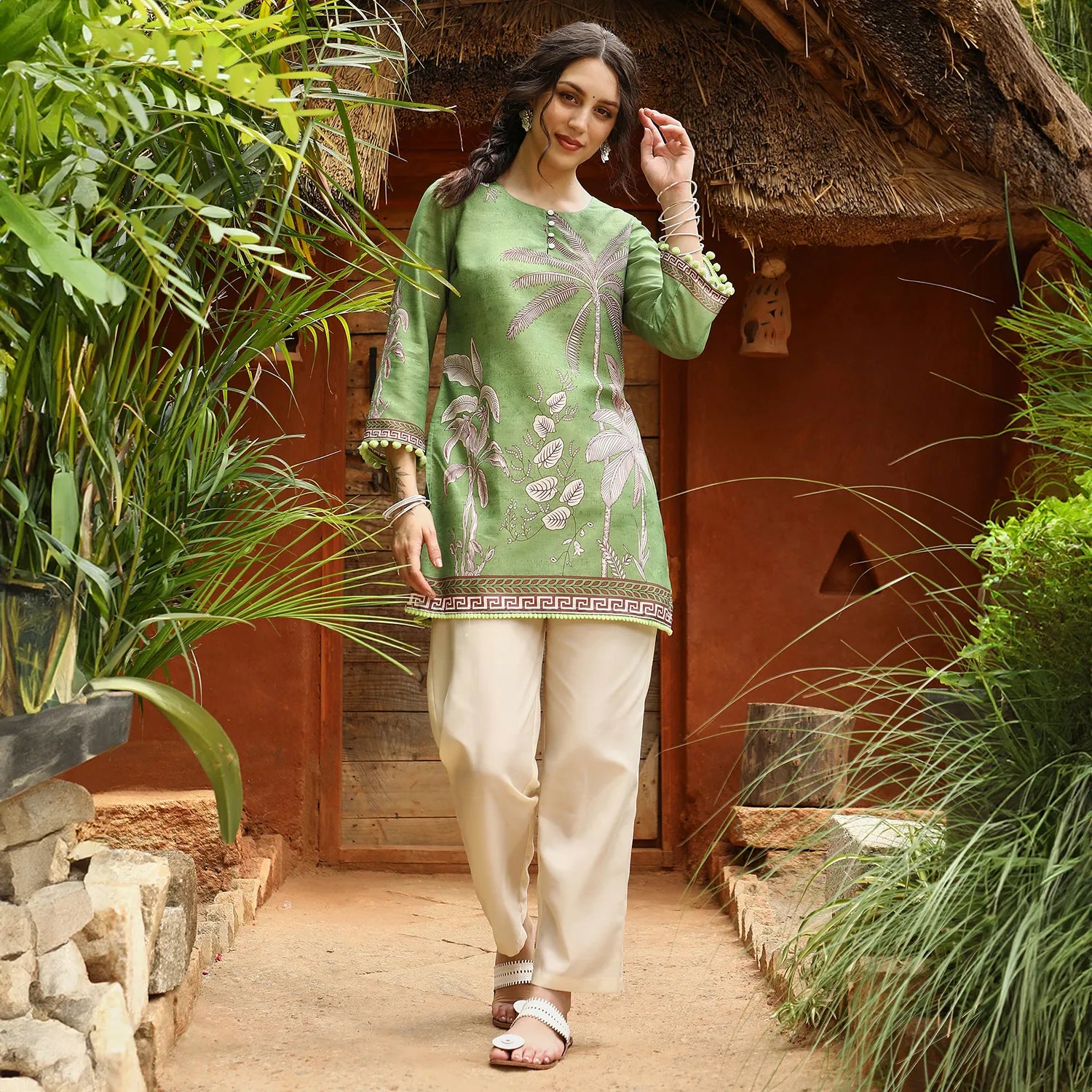 Palm Foliage Kurti With Trousers