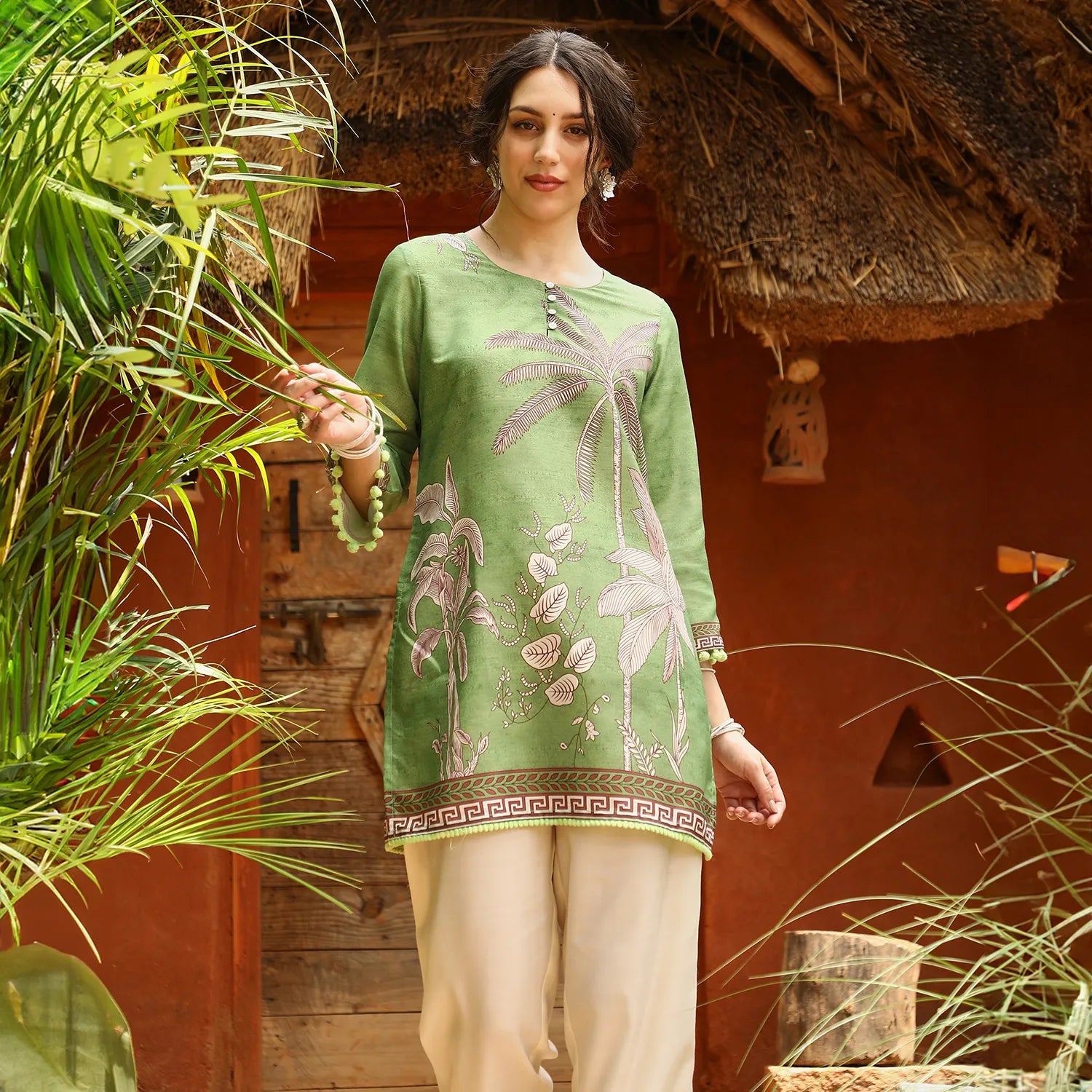 Palm Foliage Kurti With Trousers