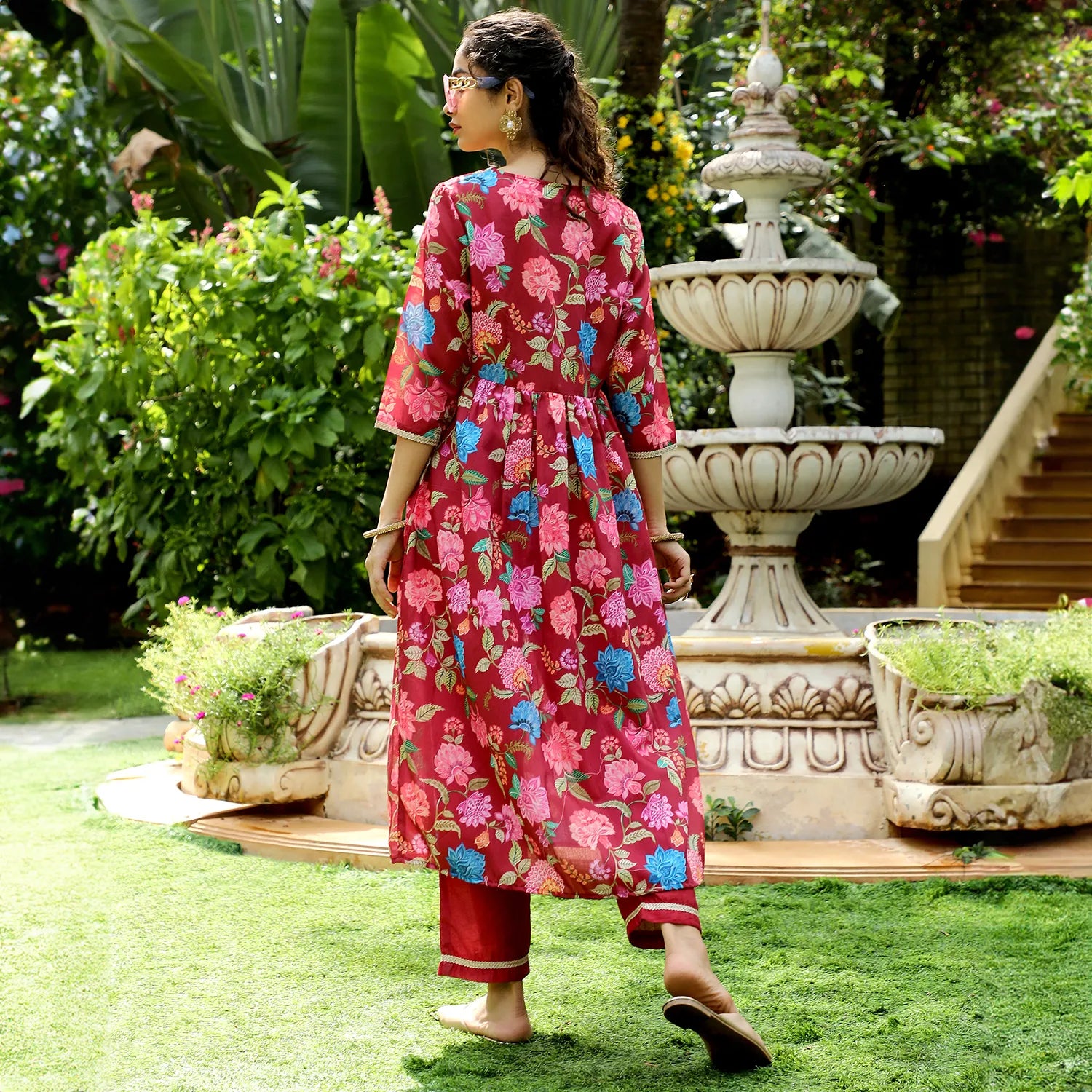 Flora Cluster Kurta With Trousers And Dupatta