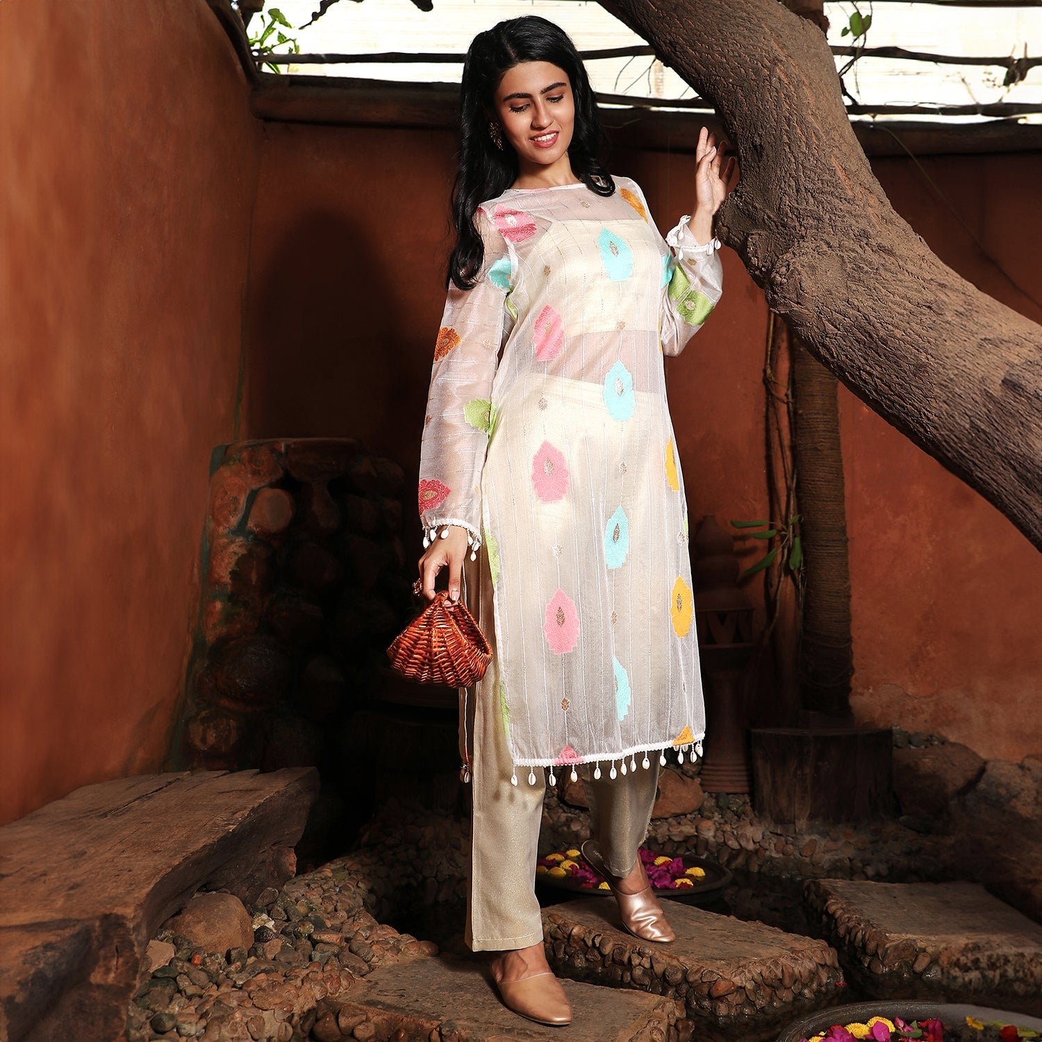 Floral Motif Kurta With Crop Top And Trousers