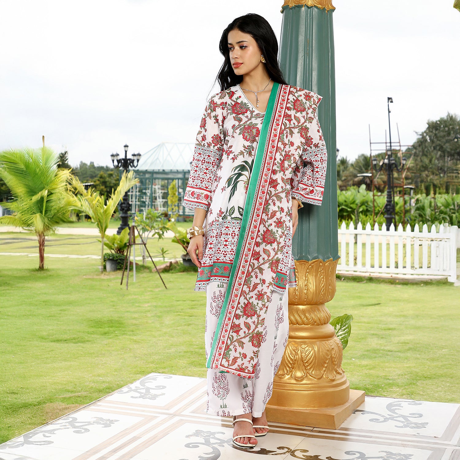 Floral-Harmony Imrpint Kurta Set