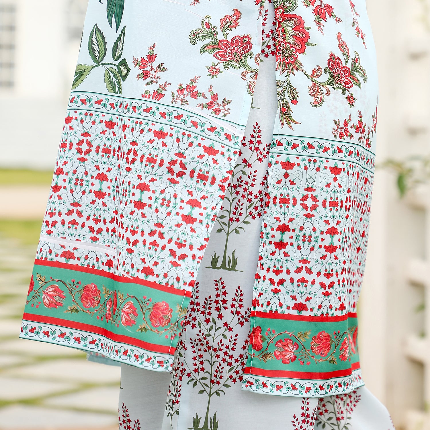 Floral-Harmony Imrpint Kurta Set