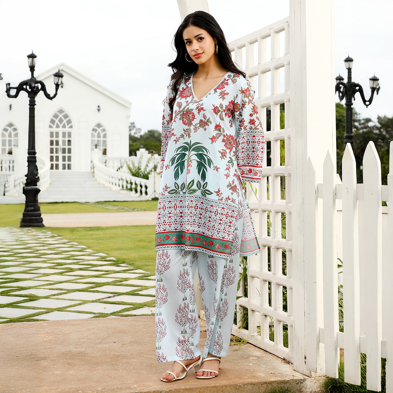 Floral-Harmony Imrpint Kurta Set