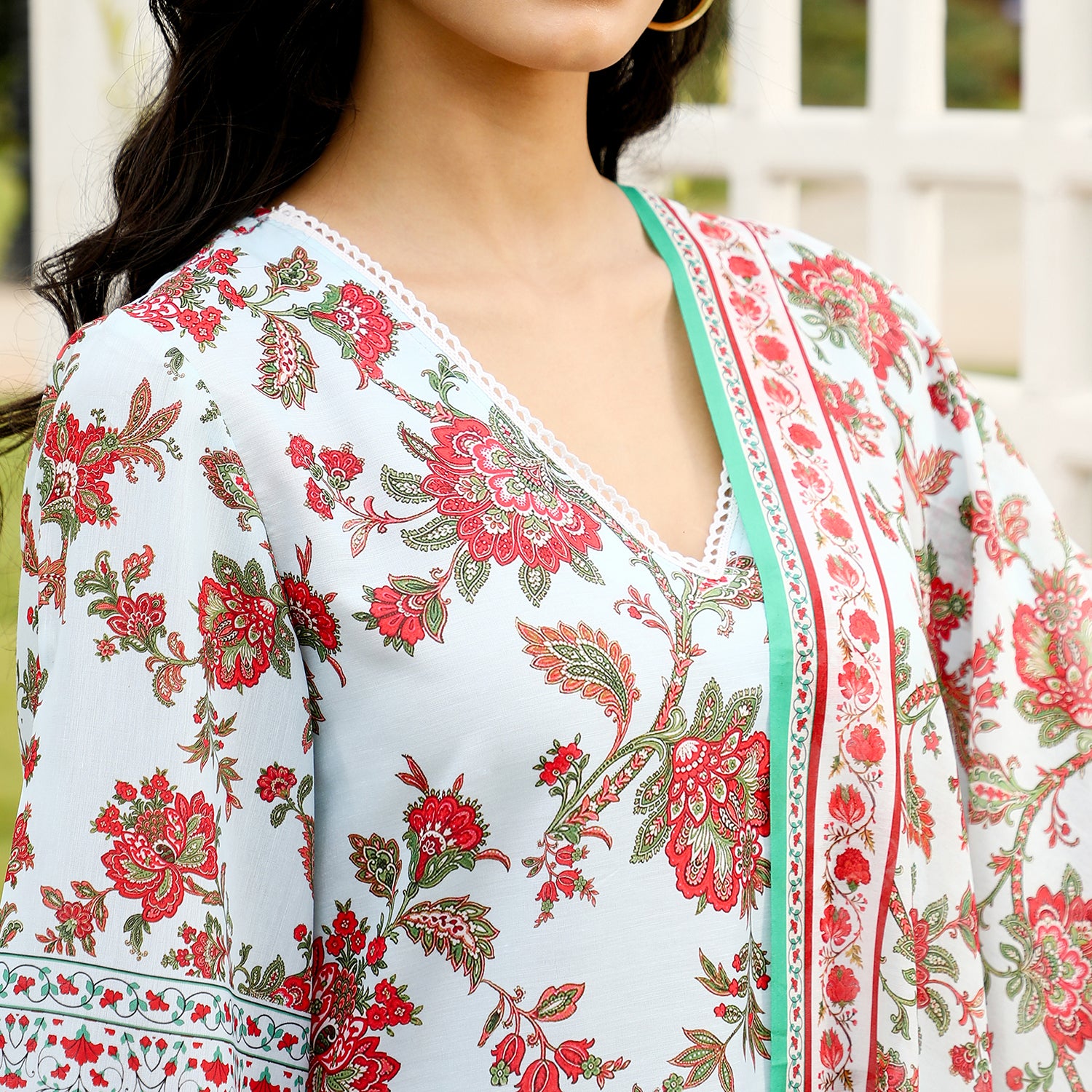 Floral-Harmony Imrpint Kurta Set