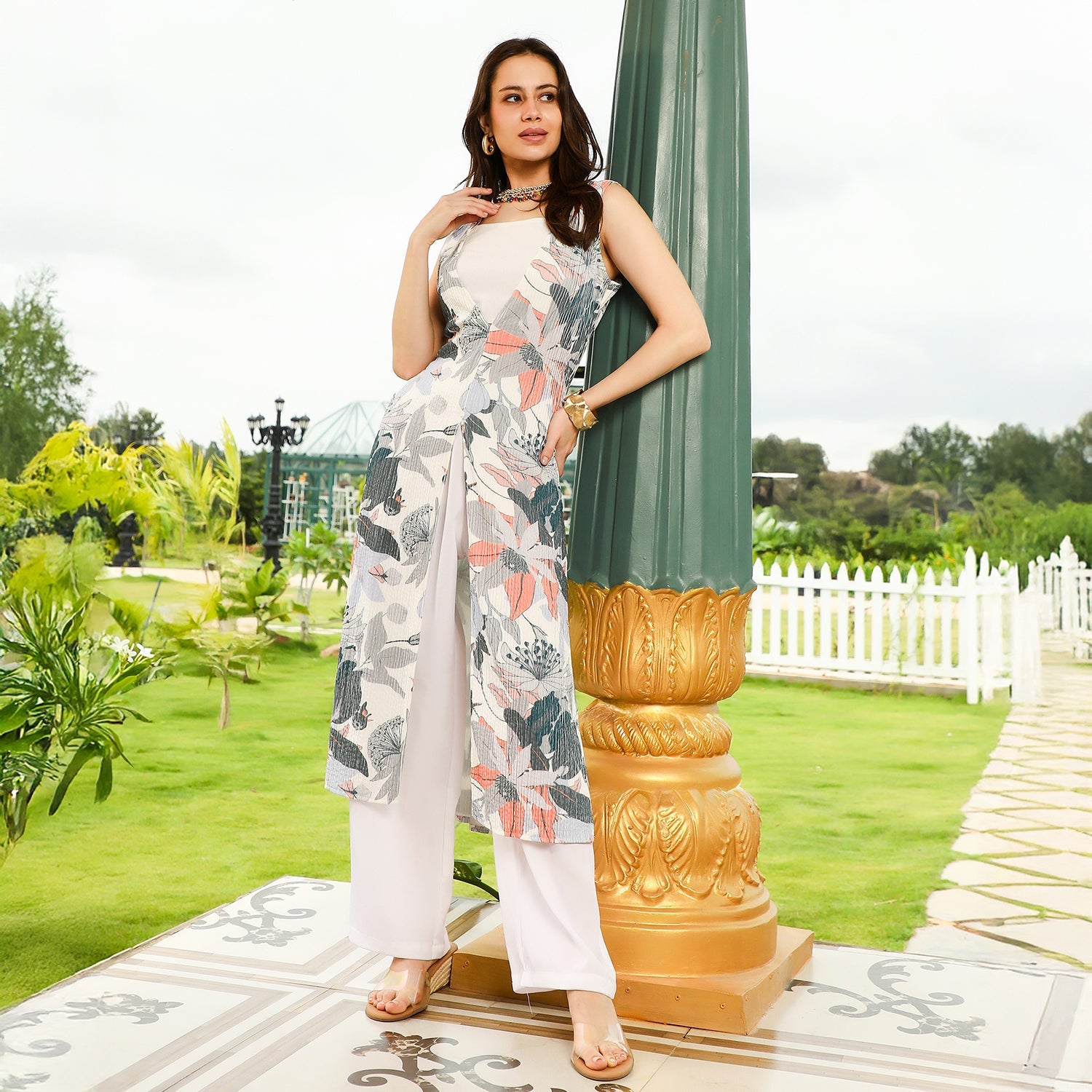 Cluster-Foliage Imprint Kurta Set